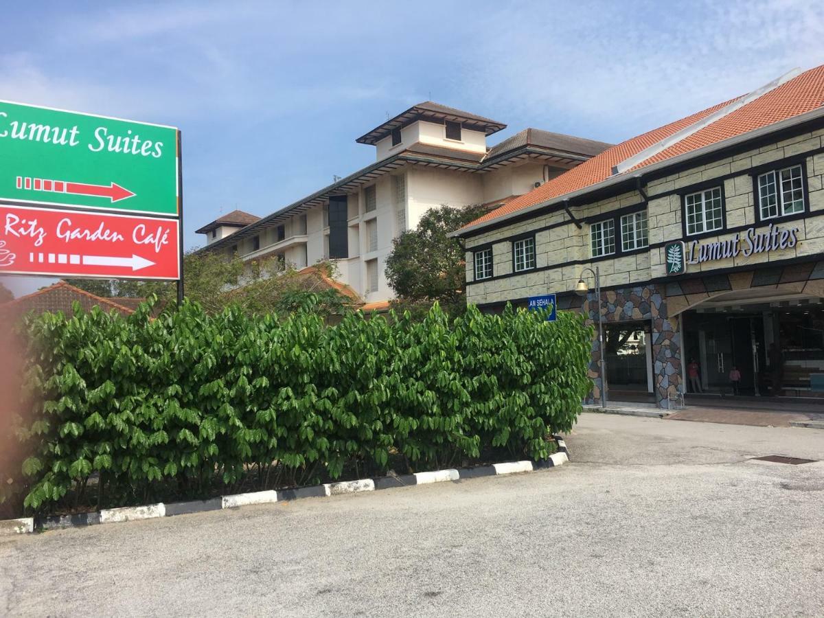 Lumut Suites Екстер'єр фото